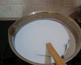 Foto langkah ke 5 dari resep Bubur Singkong sat set.