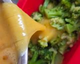 Foto del paso 3 de la receta: Budín de brócoli 🥦 3 ingredientes 🫕 🥦 🥚 🧀 Receta saludable, facilísima, nutritiva, práctica 🥦