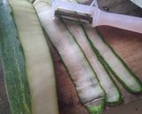 Foto langkah ke 2 dari resep Salad roll sayur saus mayo.