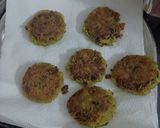 A picture of step 3 of Mutter ki Tikki Chaat.