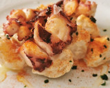 Foto del paso 6 de la receta: Pulpo a la plancha con Patatas en alioli