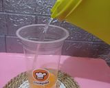 Foto langkah ke 1 dari resep Es Orange Fresh Milk.