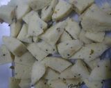 A picture of step 2 of Podi Rawa Idlis.
