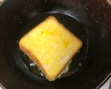 Foto langkah ke 3 dari resep Roti Tawar Goreng Telur.
