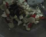 Foto langkah ke 4 dari resep Cah ayam brokoli.