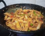 A picture of step 5 of Masala Pasta.