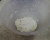 A picture of step 5 of Salsa chicken cheese bread.
