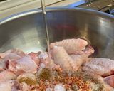 Foto langkah ke 1 dari resep Roasted Chicken Wings with Homemade Spicy Garlic Mayo.