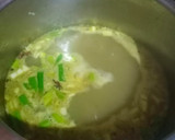 Foto langkah ke 5 dari resep Soto Kutai.