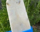 A picture of step 2 of Pornstar Pops and Passion Fruit Lollies.