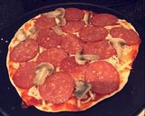 صورة لخطوة 6 من وصفة بيتزا بطريقتي 😍😋❤️