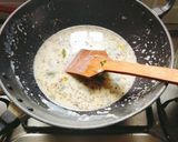 A picture of step 1 of Italian pasta Italian white sauce pasta.