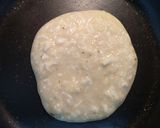 Foto del paso 2 de la receta: Pan keto de queso en sartén