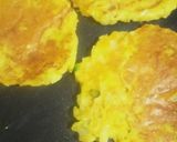 A picture of step 4 of Lauki Chilla.