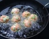 A picture of step 2 of Veg Manchurian.