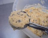 Foto del paso 3 de la receta: Galletas con chispas de chocolate