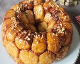 Foto langkah ke 5 dari resep Monkey Bread / cinnamon sugar bubble bread.