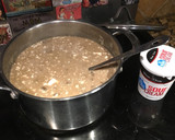 A picture of step 4 of Beef Stroganoff .