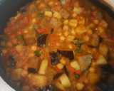 Foto del paso 5 de la receta: Pisto con garbanzos