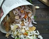 A picture of step 4 of Sukka Bhel (Chatpata Puffed Rice Dry Mix).