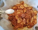 A picture of step 3 of Raw banana chips/Vazhakkai chips.