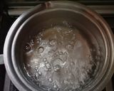 A picture of step 1 of CHICKEN ALFERADO PASTA😍.