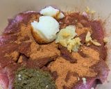 A picture of step 2 of Tawa Beef behari boti.