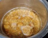 A picture of step 2 of Aravana payasam.