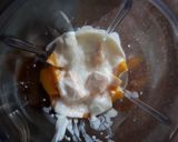 A picture of step 3 of Mango lassi with chocolate.