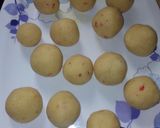 A picture of step 2 of Potato Balls.