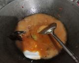 Foto langkah ke 4 dari resep Telor ceplok kuah satan.