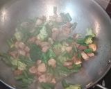 A picture of step 3 of Matar Mushroom pulao.