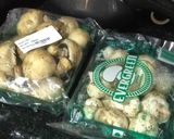 A picture of step 1 of Stir Fried Mushrooms Matar Masala M3.