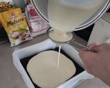 Foto langkah ke 7 dari resep Cake Ketagih (Cake Lukis dengan Cokelat).