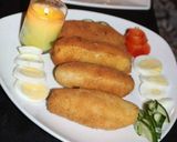 A picture of step 5 of Chicken egg bread roll.