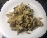 Foto del paso 4 de la receta: Revuelto de setas al ajillo con bacon