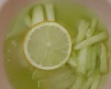 Foto langkah ke 4 dari resep Es Sirup Melon.