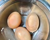 รูปขั้นตอนการทำที่ 1 ของ EGG WITH TAMARIND SAUCE | ไข่ลูกเขย