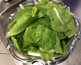 Une image de l'étape 2 de Salade de romaine aux deux fromages de brebis et herbes aromatiques.