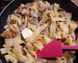 Kacsamell laskagombás pappardelle tésztával recept fázis 5 fotója