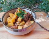 Hình bước làm 3 của món Gà nấu khoai tây