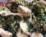 A picture of step 4 of One pot pasta with broccoli.
