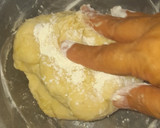 Foto del paso 4 de la receta: Rosca rellena de dulce de leche