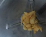 A picture of step 1 of Peach milkshake (sugar free).