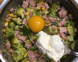Foto del paso 4 de la receta: Canastitas de brócoli, jamón y choclo 🤩🤍🍽