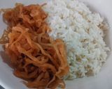 รูปขั้นตอนการทำที่ 1 ของ ข้าวผัดหัวไชโป๊วโปะไข่ดาว