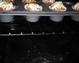 A picture of step 7 of Pizza muffins.