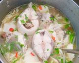 Hình bước làm 3 của món Lẩu măng chua cá bớp