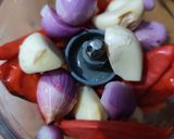 Foto langkah ke 3 dari resep Pecak Khas Bontang Sambal Hati Ampela.