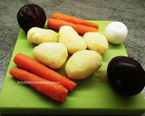 Foto del paso 1 de la receta: Ensalada rusa de remolacha con arenque